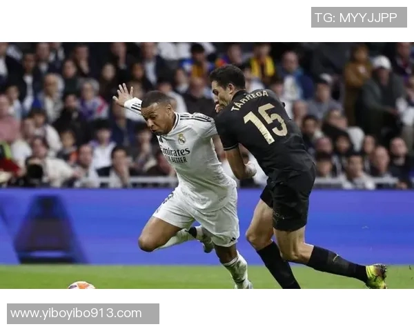 皇马与瓦伦西亚精彩对决重播回顾赛场瞬间与精彩进球分析